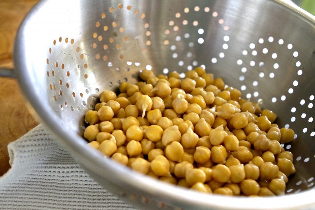 Sprouted Hummus, Raw and (PregnancyFriendly) Nearly Raw Versions, Step